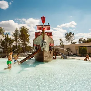 5* Village de vacances Mobile Homes Santa Marina, Lanterna