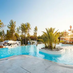 5* Village de vacances Mobile Homes Santa Marina, Lanterna