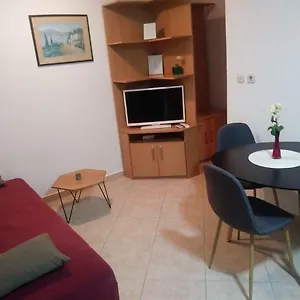 https://vukic-apartmani.hotelinzadar.com